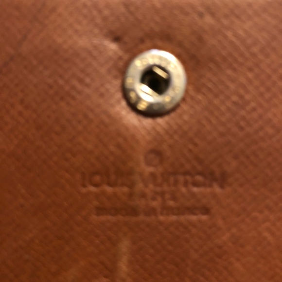 Louis Vuitton Wallet - Picture 6 of 8